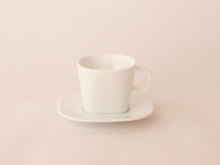 デミ カップ、ソーサー